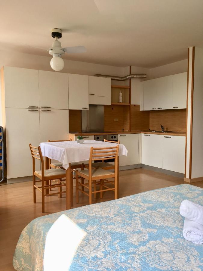 Taverna Affittacamere Gardone Riviera Extérieur photo